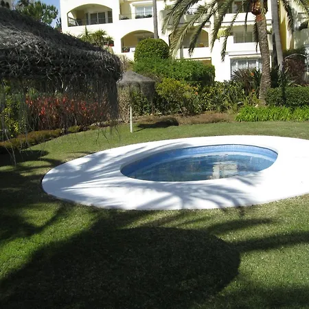 アパート Sea View At White Pearl Ii, Elviria,